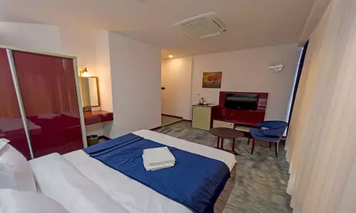 هتل دنیس تفلیس